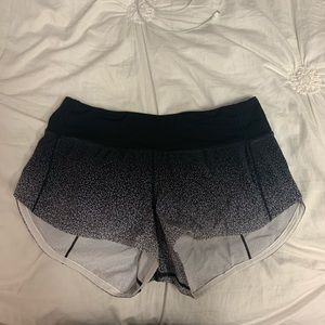 Lululemon Speed Up Short 2.5” Size 6